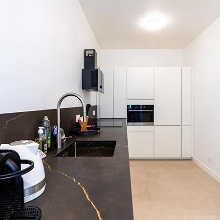 Guestready - Parisian Charm With A Balcony