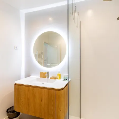 Guestready - Parisian Charm With A Balcony